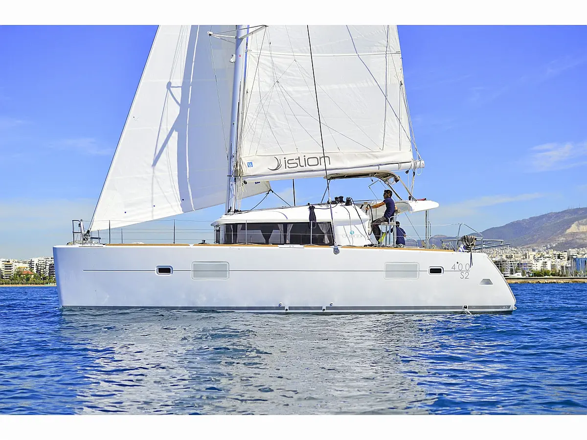 Lagoon 400 S2 A/C & GEN