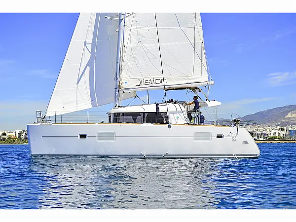 Lagoon 400 S2 A/C & GEN