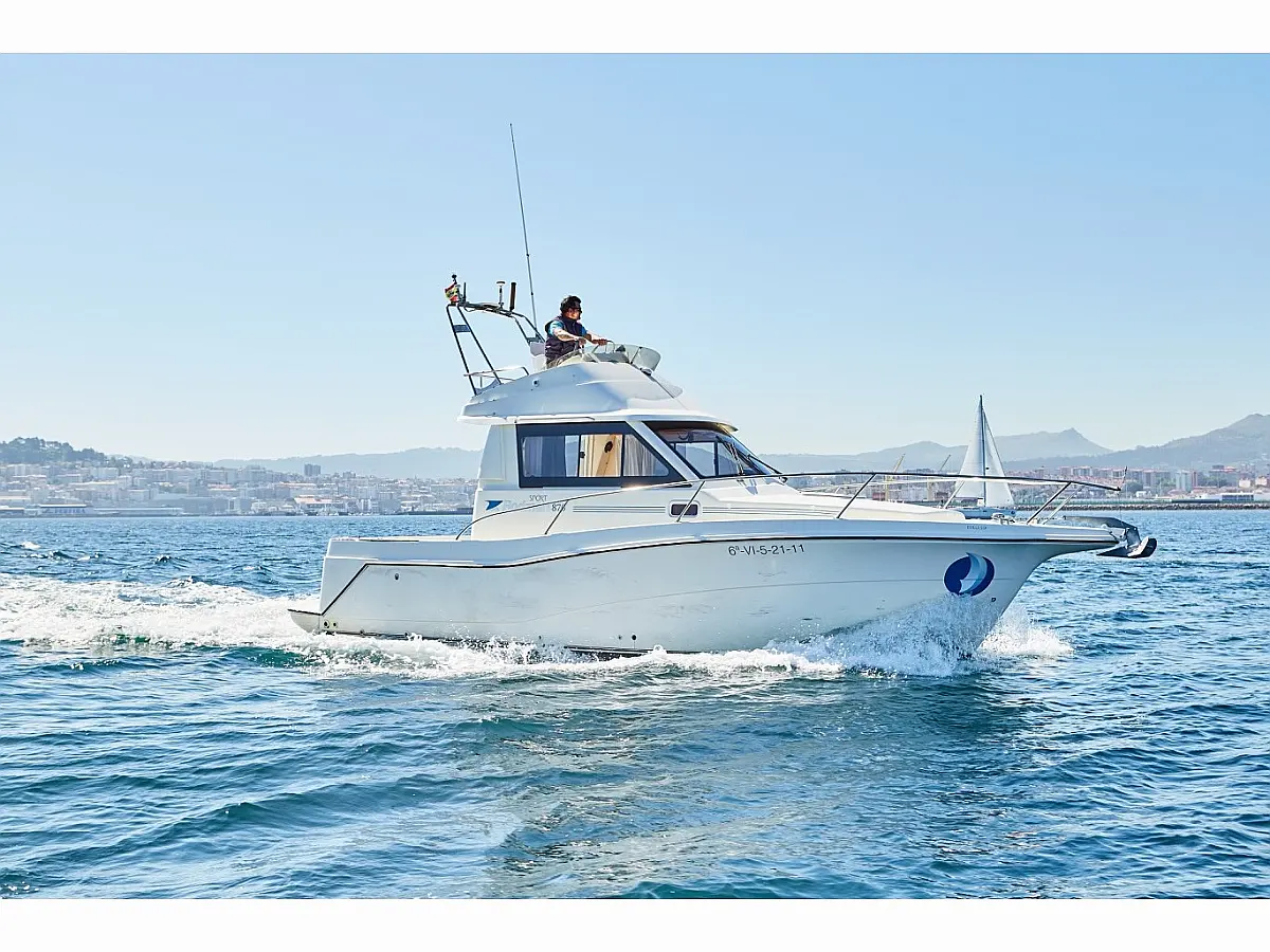 Rodman Fly 870 - Txanpa Hiru  - Layout image